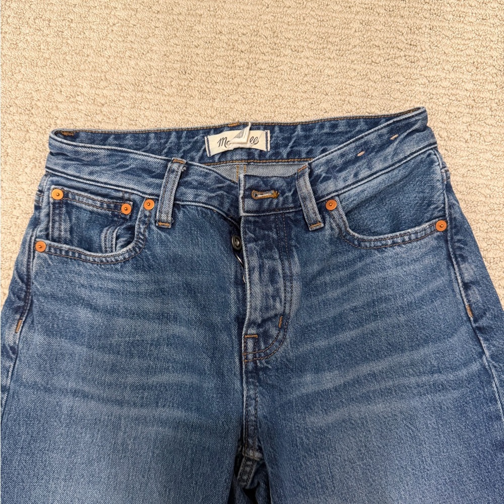 Madewell darted barrel Jeans